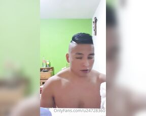 Alx Mardue aka alxmardue - 07-05-2020 OnlyFans Video - Despues de una rica ducha me dieron de pasarlos a saludar  _______ After a rich