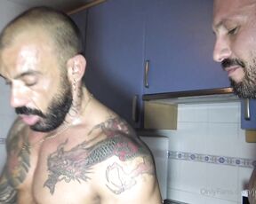 CRUNCHBOY OFFICIAL aka jess_crunchboy - 05-31-2021 OnlyFans Video - 2502 the sexy daddy max DURAN fucked raw by JUAN JO in madrid