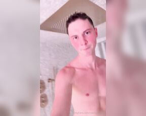 Czechgaytwins aka czechgaytwins OnlyFans - Paris is so romantic and sexy