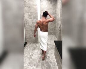 Gymnastkid589 aka gymnastkid589 OnlyFans - Tbt gym shower