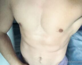 Gymnastkid589 aka gymnastkid589 OnlyFans - Just me and a towel can someone give me some assistance please