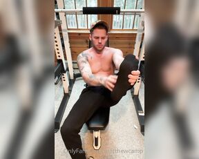 Matthew Camp aka matthewcamp OnlyFans - Monday workout session pits and feet day!