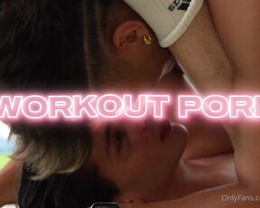 Denis Dosio aka denisdosio OnlyFans - WORKOUT PORN  OUT NOW with @cris reall  Mi ha chiesto di allenarlo,