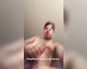 Eloy Rivera aka eloyriverax OnlyFans - Nuevo Video Super Caliente mira como gimo y me agarro el pene bien duro para