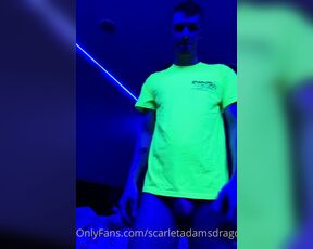 Aryn Hunter aka aryn_hunterx - 06-27-2021 OnlyFans Video - Playing around with the lights in my room last night