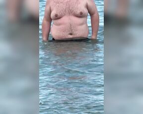 ChubbyAlex aka chubbyboy2022 - 08-22-2024 OnlyFans Video - Would you like to swim in the sea with me Check out my summer vacation photos