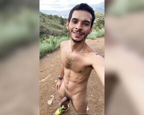 Esteban aka fuchsbau87 - 10-27-2024 OnlyFans Video - De paseo por el bosque desnudo y haciendo travesuras