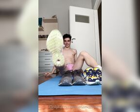 Jasondances aka jasondances - 04-20-2022 OnlyFans Video - Welcum to my sneaker paradise_zxem