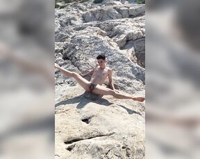 Jasondances aka jasondances - 01-09-2023 OnlyFans Video - Whos up for some winter skinny dipping