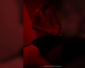 Jasondances aka jasondances - 04-15-2024 OnlyFans Video - My foot slave is giving me good rub_6ews