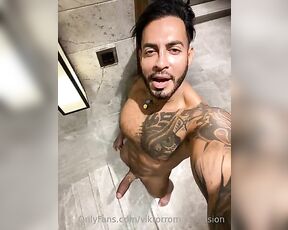 Viktor Rom  X MANSION X aka viktorrom.viktorrom.xmansion - 12-10-2022 OnlyFans Video - Me levante excitado