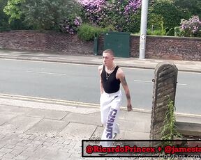 Ricardo Prince aka ricardoprincex - 05-30-2024 OnlyFans Video - A lad knocked on my door to ask to borrow a charger to charge his phone