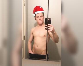 Zaddy shlong leg aka zaddyshlongleg - 12-25-2020 OnlyFans Video - HO HO HO  Merry Christmas Everyone  I wish everyone a happy, healthy, safe, peaceful