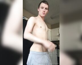 Zaddy shlong leg aka zaddyshlongleg - 11-29-2023 OnlyFans Video - A short clip of me shaking my ass again  havent seen my own backside in