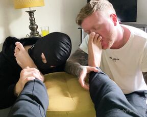 Master Max aka newmastermax - 07-17-2022 OnlyFans Video - Good boys share those toes subguy29 slavejake