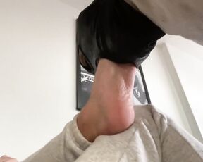 Master Max aka newmastermax - 01-23-2023 OnlyFans Video - I love you foot sluts yeah If your a foot slut send me a dm and