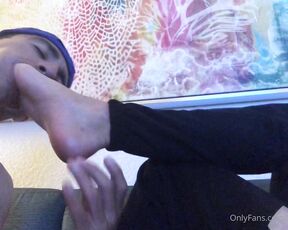 Master Max aka newmastermax - 05-22-2023 OnlyFans Video - My guy Diego sucking my beautiful feet