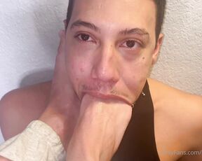 Master Max aka newmastermax - 10-02-2023 OnlyFans Video - Deep feet and foot gagging  love getting my soles and toes SOAKED