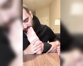 Master Max aka newmastermax - 10-03-2024 OnlyFans Video - Chill feet worship