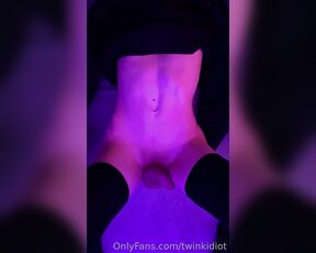 Twink Idiot aka twinkidiot - 06-10-2023 OnlyFans Video - my favorite angle  first time moaning  cum  hoodie I hope youre having a