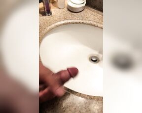 Rhum808 aka rhum808 - 09-23-2018 OnlyFans Video - Sink can take my load