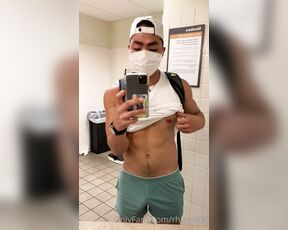 Rhum808 aka rhum808 - 12-24-2020 OnlyFans Video - Gym time