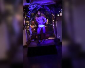 Rhum808 aka rhum808 - 12-14-2018 OnlyFans Video - Dance with me