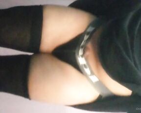 Queerbunnybabe aka queerbunnybabe - 04-07-2020 OnlyFans Video - Sexy skirt twirls