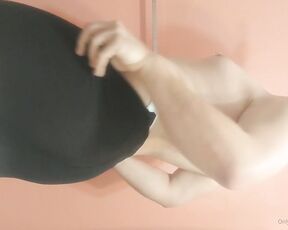 Queerbunnybabe aka queerbunnybabe - 04-07-2020 OnlyFans Video - Feeling a little naughty Moo