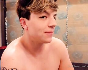 Queerbunnybabe aka queerbunnybabe - 09-11-2021 OnlyFans Video - Hes an easily distracted cutie