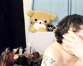 Queerbunnybabe aka queerbunnybabe - 12-17-2022 OnlyFans Video - Yesterdays birthday camshow lt3 Show starts at 130, skip from 2010_ to 2910 for a short