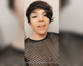 Queerbunnybabe aka queerbunnybabe - 11-17-2022 OnlyFans Video - Help me help you Consider turning on Renew or getting a custom or cam session lmao