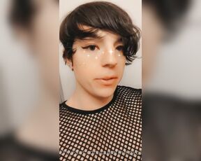 Queerbunnybabe aka queerbunnybabe - 11-17-2022 OnlyFans Video - Help me help you Consider turning on Renew or getting a custom or cam session lmao