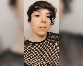 Queerbunnybabe aka queerbunnybabe - 11-17-2022 OnlyFans Video - Help me help you Consider turning on Renew or getting a custom or cam session lmao