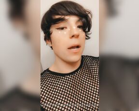 Queerbunnybabe aka queerbunnybabe - 11-17-2022 OnlyFans Video - Help me help you Consider turning on Renew or getting a custom or cam session lmao