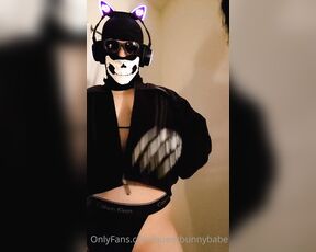 Queerbunnybabe aka queerbunnybabe - 12-08-2022 OnlyFans Video - Take my mask off Only if I can leave the cat ears on