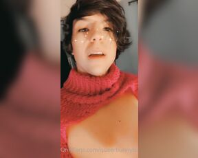 Queerbunnybabe aka queerbunnybabe - 12-25-2022 OnlyFans Video - I hope youre all having a good weekend  Happy holidays if youre celebrating and otherwise