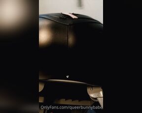 Queerbunnybabe aka queerbunnybabe - 06-14-2023 OnlyFans Video - These pants are pretty tight, but I could sit in your lap with them