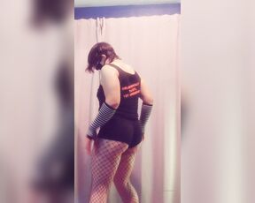 Queerbunnybabe aka queerbunnybabe - 07-05-2020 OnlyFans Video - You better believe theres an emo Pandora playlist on loop at Goth Femboy Hooters lmao