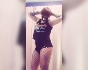 Queerbunnybabe aka queerbunnybabe - 07-05-2020 OnlyFans Video - You better believe theres an emo Pandora playlist on loop at Goth Femboy Hooters lmao