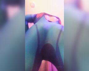 Queerbunnybabe aka queerbunnybabe - 07-20-2020 OnlyFans Video - Does this make my butt look big