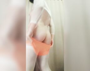 Queerbunnybabe aka queerbunnybabe - 06-27-2020 OnlyFans Video - Got that Oh shit Im gonna be late for work energy