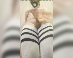 Queerbunnybabe aka queerbunnybabe - 07-02-2020 OnlyFans Video - Im really horny Wanna taste