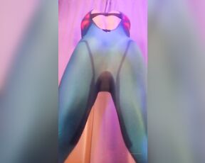 Queerbunnybabe aka queerbunnybabe - 07-20-2020 OnlyFans Video - Skintight suits and jiggling booty