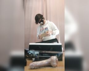 Queerbunnybabe aka queerbunnybabe - 07-31-2020 OnlyFans Video - Unboxing boi