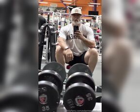 Edgar Armenta aka edarmentaoficial - 07-12-2024 OnlyFans Video - Daddy a vuelto al Gym