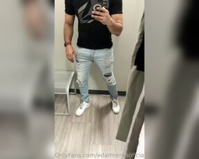 Edgar Armenta aka edarmentaoficial - 06-06-2023 OnlyFans Video - Probando pantalón para ver qué tal se me ve