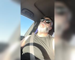 Edgar Armenta aka edarmentaoficial - 02-06-2024 OnlyFans Video - Disfrutas divirtiéndote traviesamente en el auto A good passenger always suck daddys cock while driving