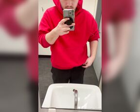 Femboy Thustin aka thustin69 - 02-09-2024 OnlyFans Video - Cumming in the sink at work in the last video