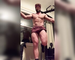 Muscled Madison aka cmadison - 04-01-2020 OnlyFans Video - My favorite quad exercise